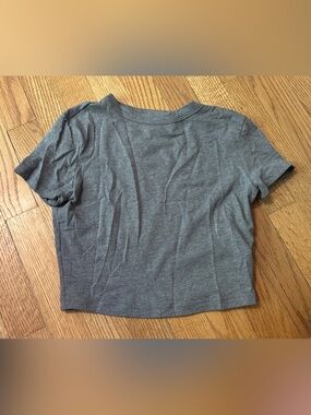 wild fable Heather Gray Cropped Short Sleeve Tee